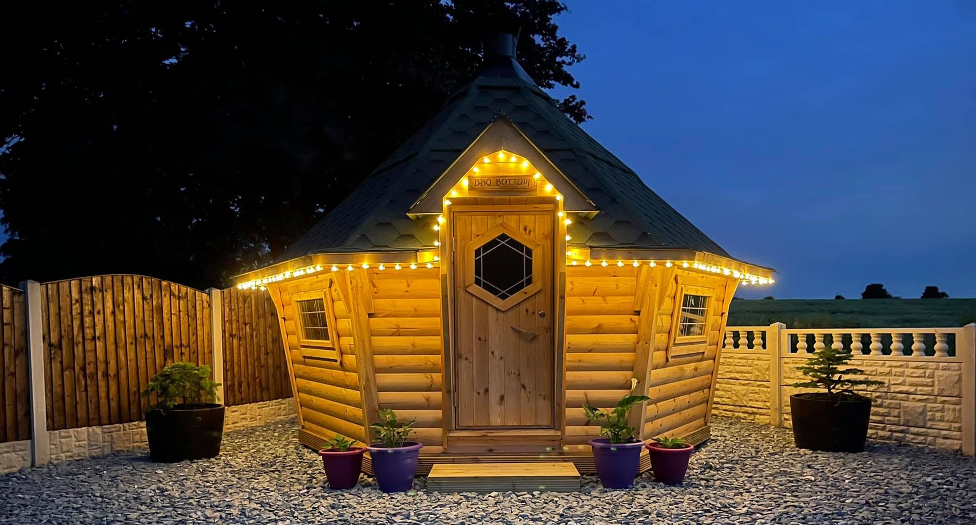 Arctic Cabins - Nicola Hall - 10m_02ba