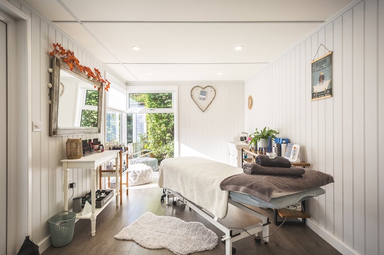 Summerhouse Garden Spa