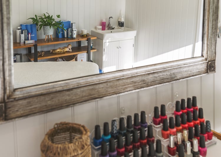 Garden Beauty Therapy Room