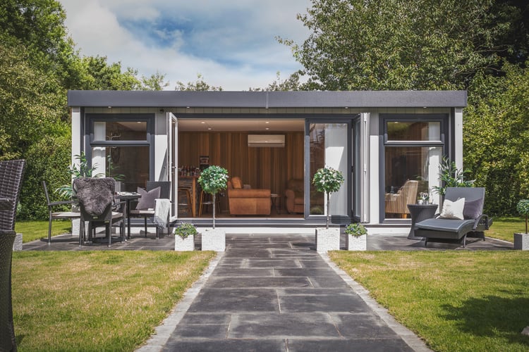 Home Cinema with Bifolds