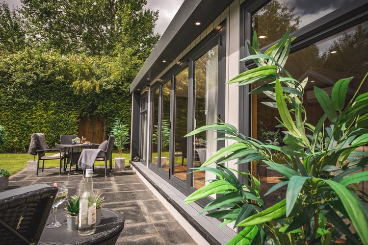 Garden Bar