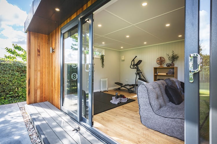 Cabin Master - Woodland - Multi - Cedar - 01b