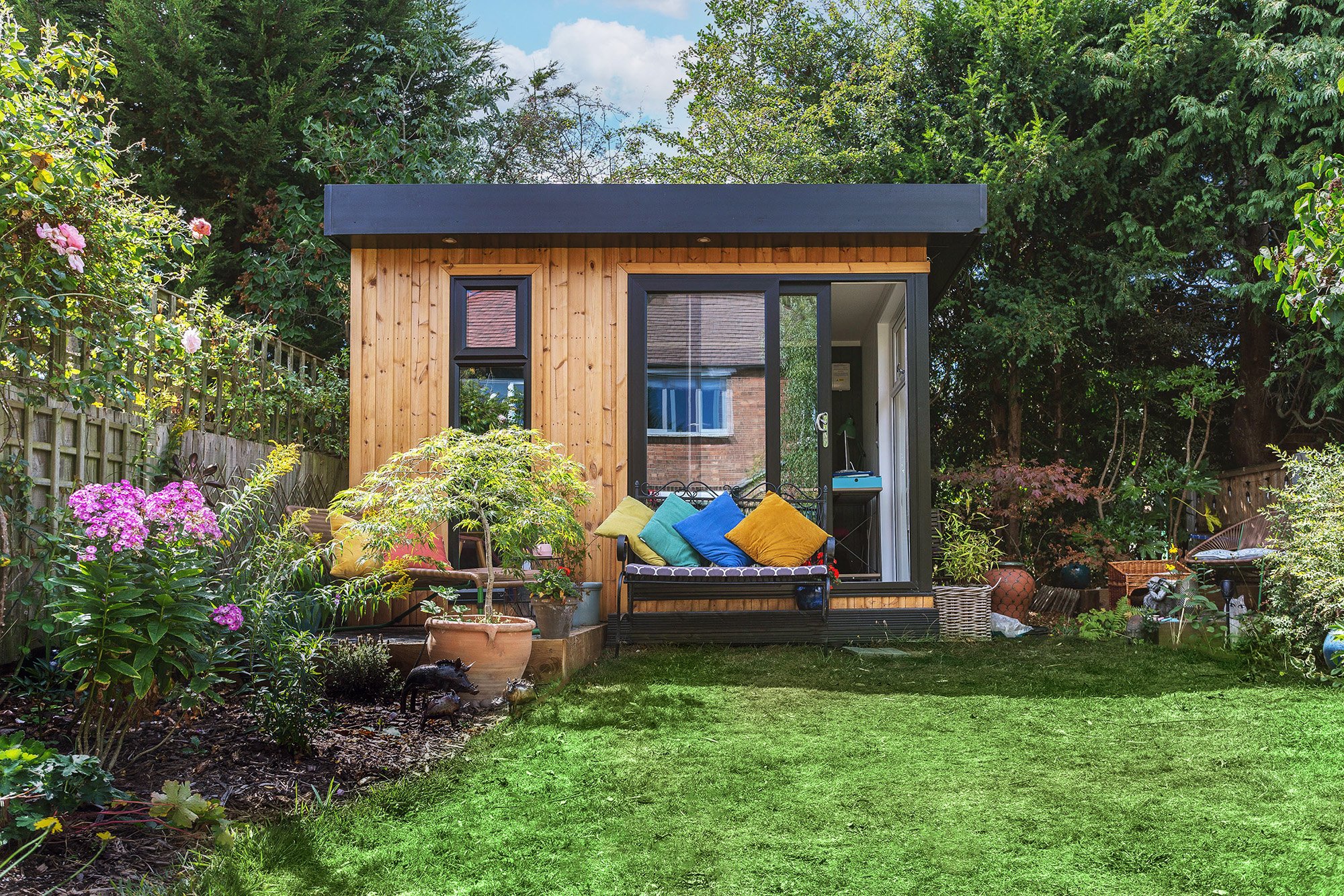 Small Garden Room Offices
