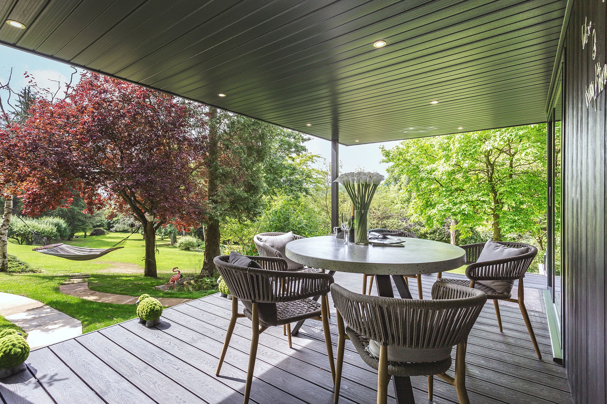 Veranda Garden Room
