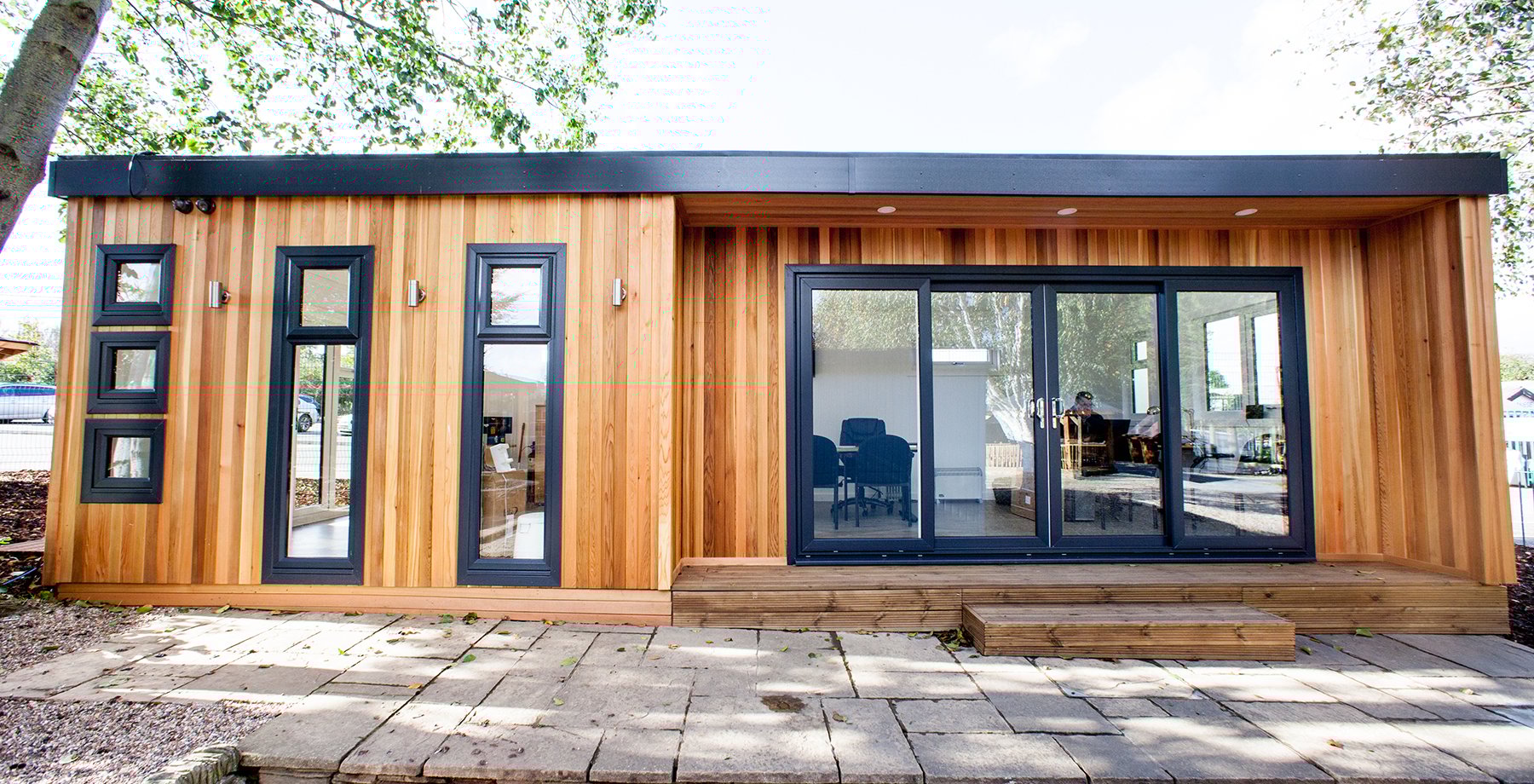 garden room with sliding doors 