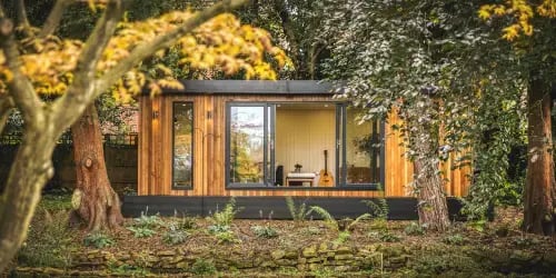 large garden studio for home business 