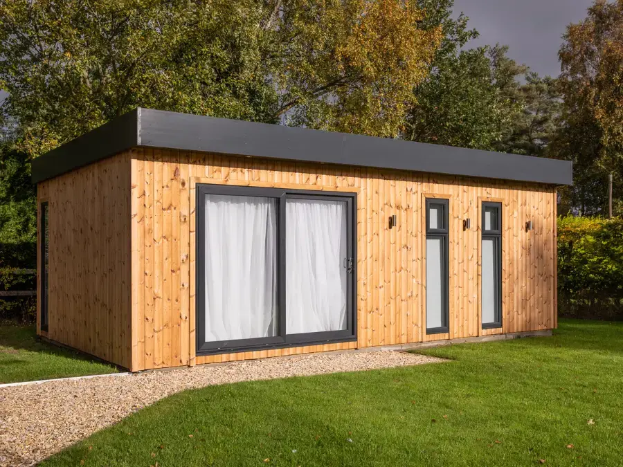 PHOTOGRPHY GARDEN ROOM