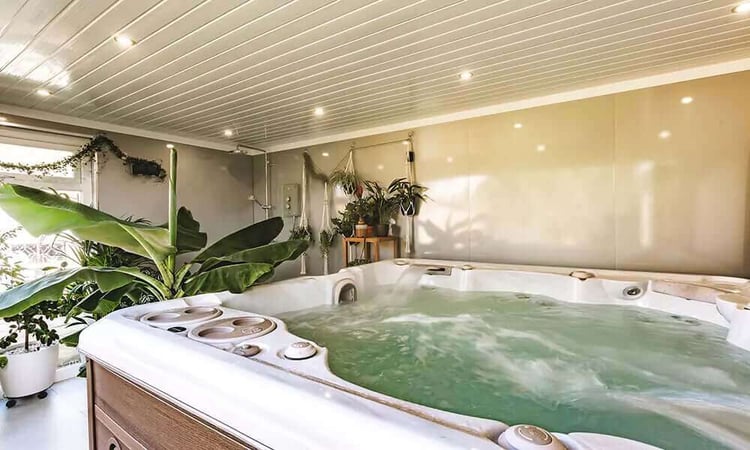 CM-Smale-Hot-Tub-Room-Gallery-02