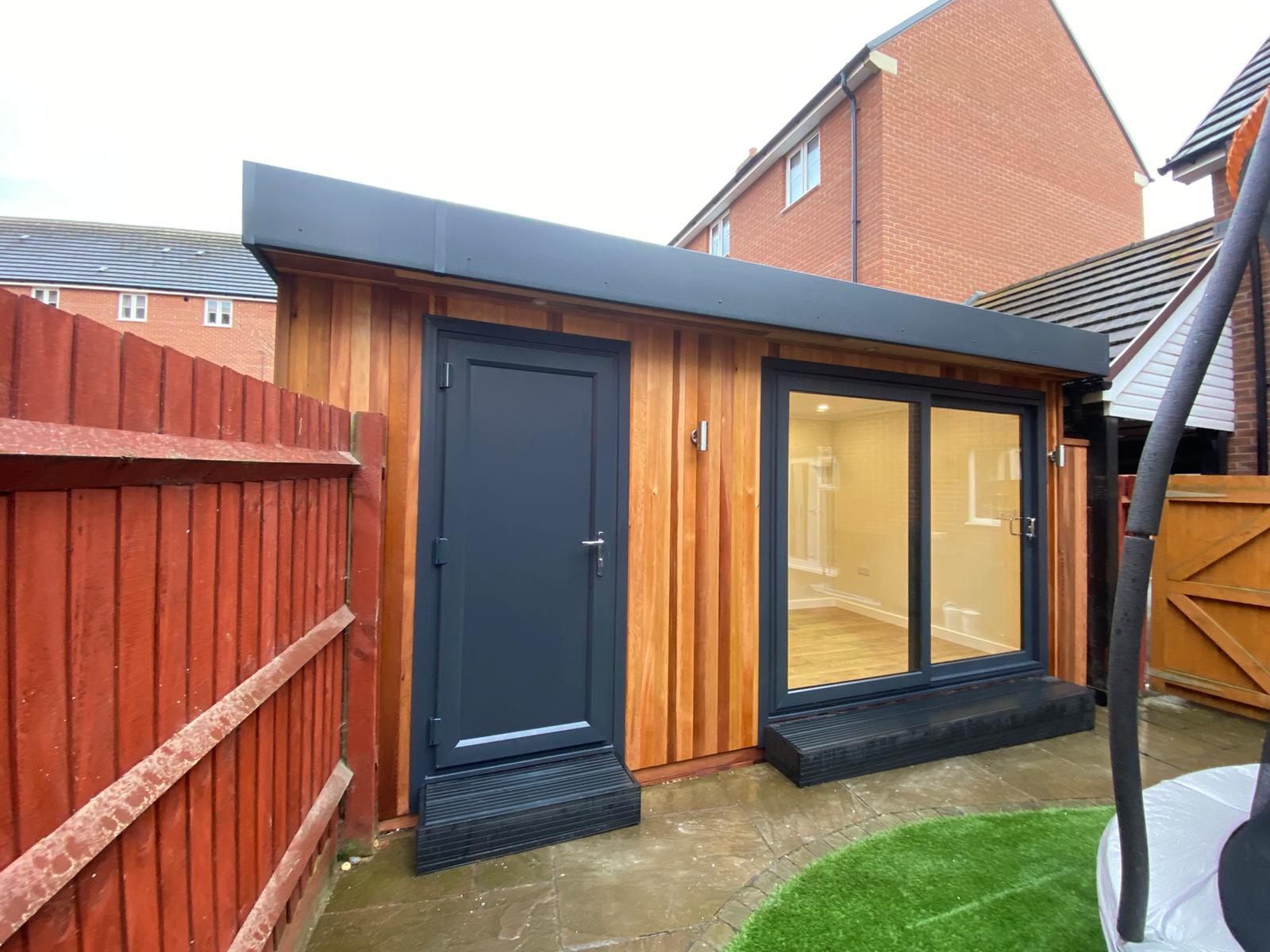 Cabin Master - Mehra - 5m x 2.3m - Cedar - Andy B_01