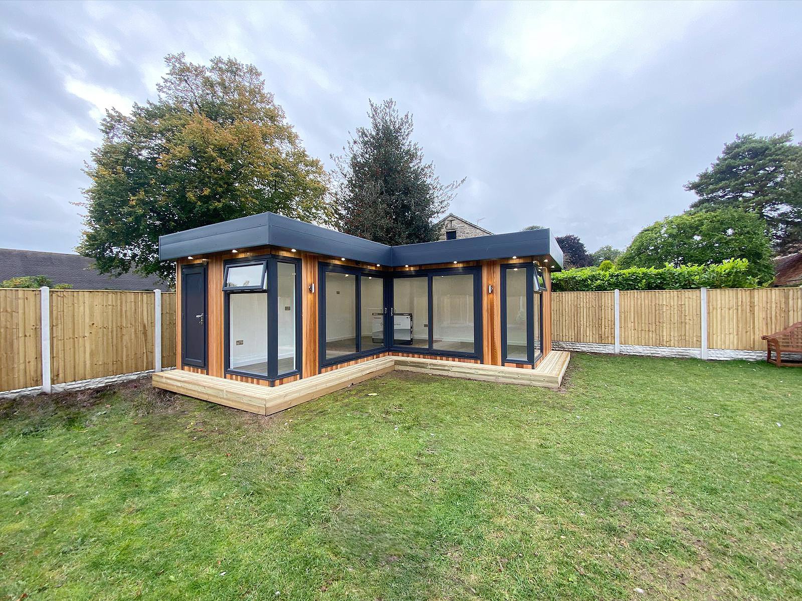 Cabin Master - Stone - 6.5m x 6.5m x 3m x 3m - Cedar Hybrid - Alexs Team_02