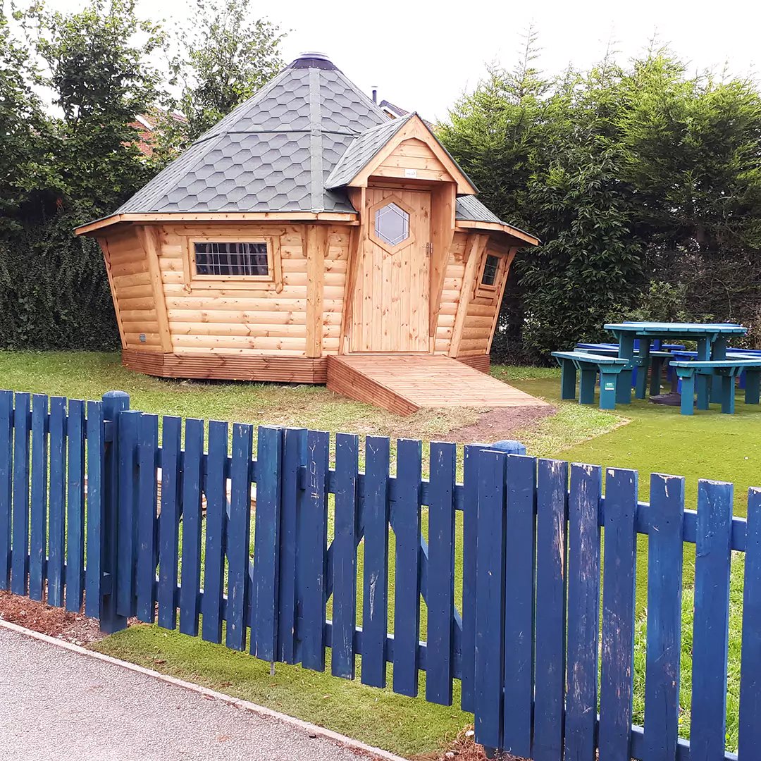 arctic cabin for school