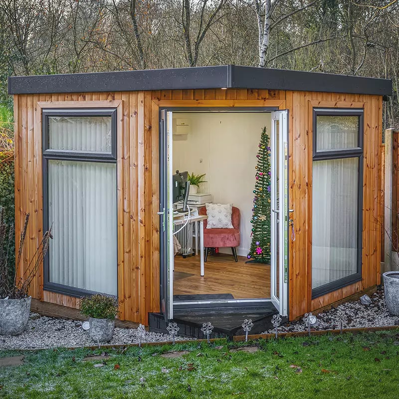 Small Home Office Garden Building with french doors