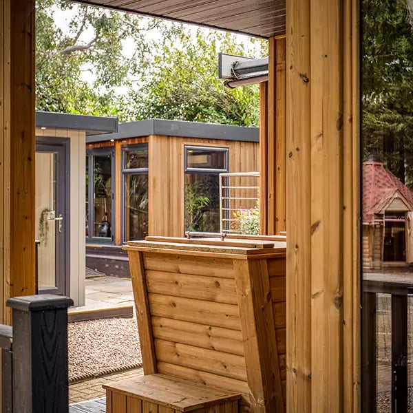 garden sauna building