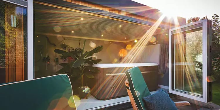 hot tub Garden Rooms
