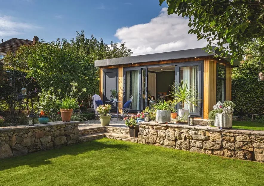5 x 3 garden building with shed