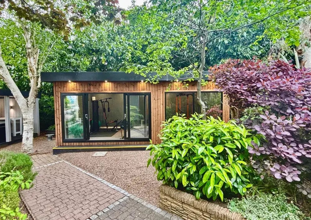 timber garden gym room