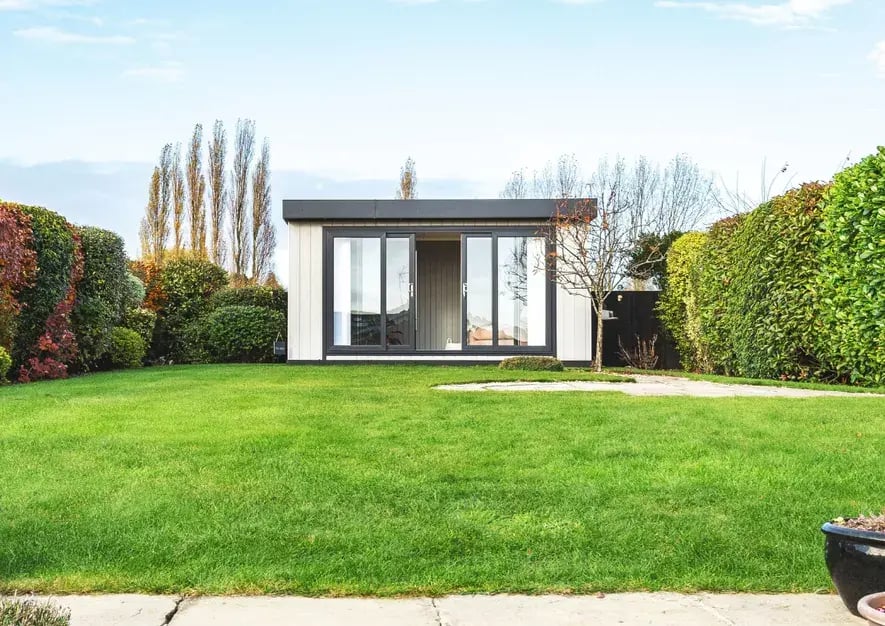composite 5x3 building for garden