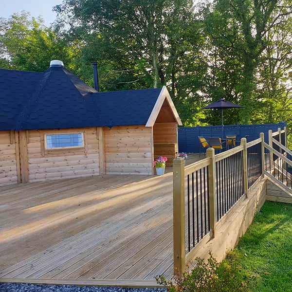 Cabin Master Cedar Den at Thorny Bush