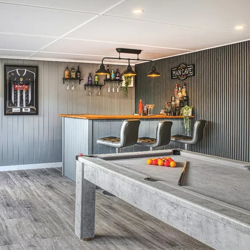 garden bar room with pool table