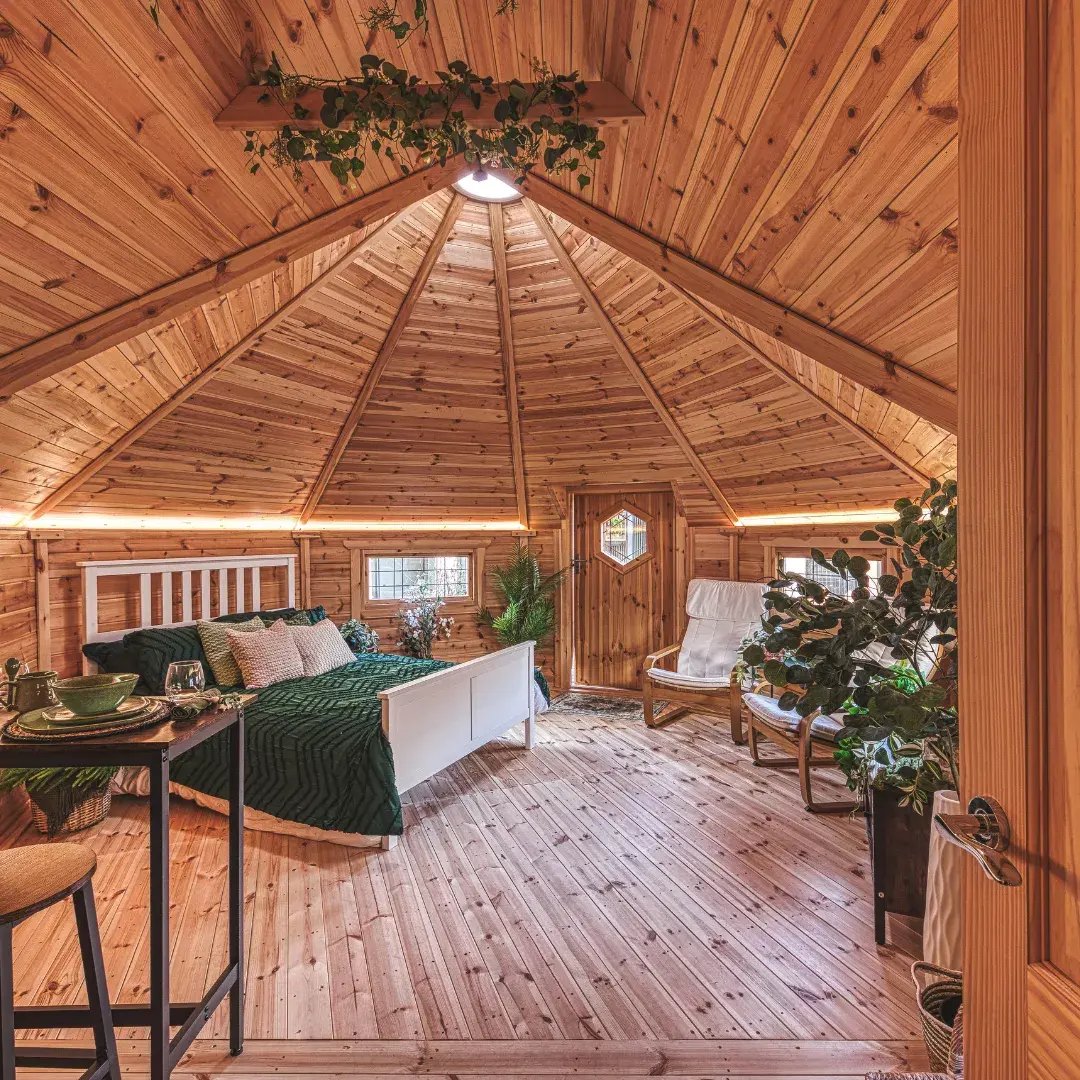 glamping hut bedroom