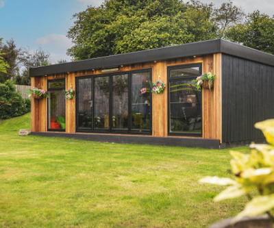 luxury insulated sports bars for the garden