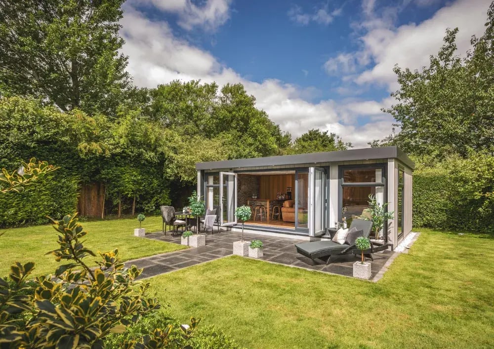 composite summer house