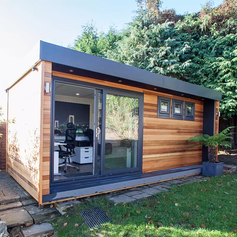 Garden Room with Sliding Doors 