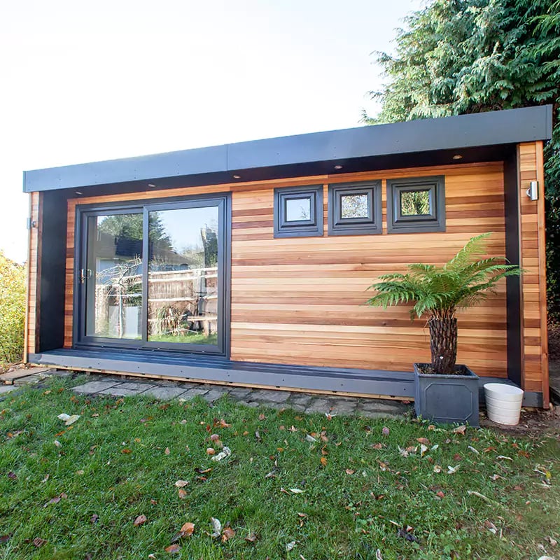 Cabin Master Cedar Garden music Room 