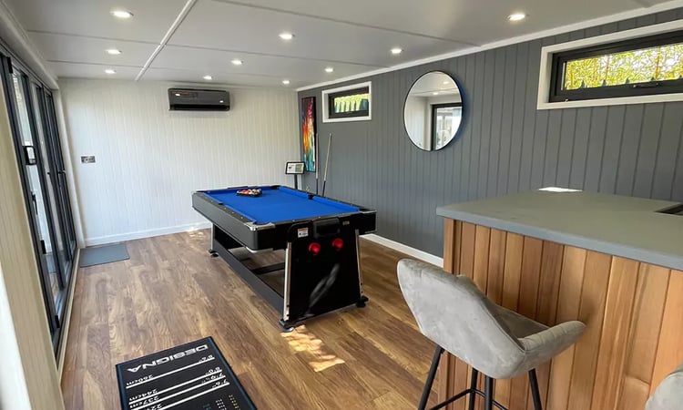 CM - Studley Bar - Gallery - 03 - WEBP