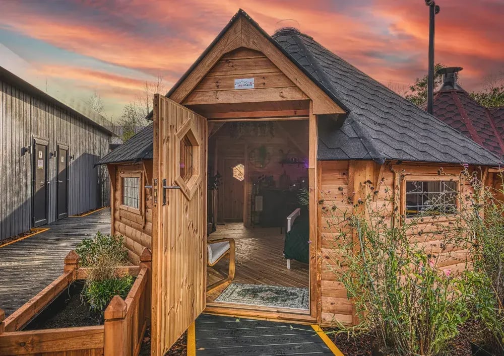 glamping cabin suppliers nottingham