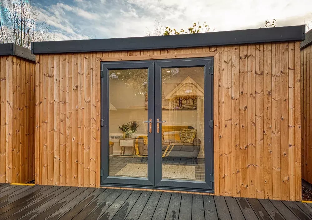 budget studio garden room nottingham