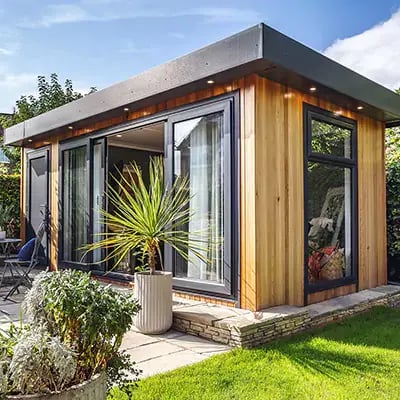 Cedar garden cabin with shed