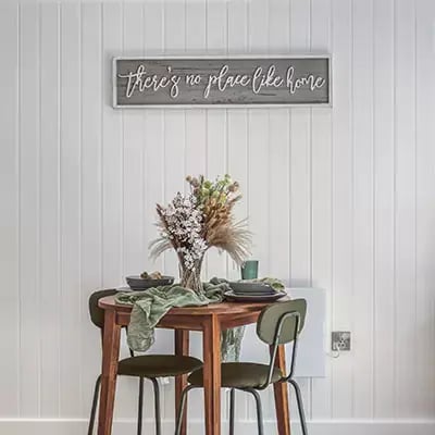 garden annexe dining area