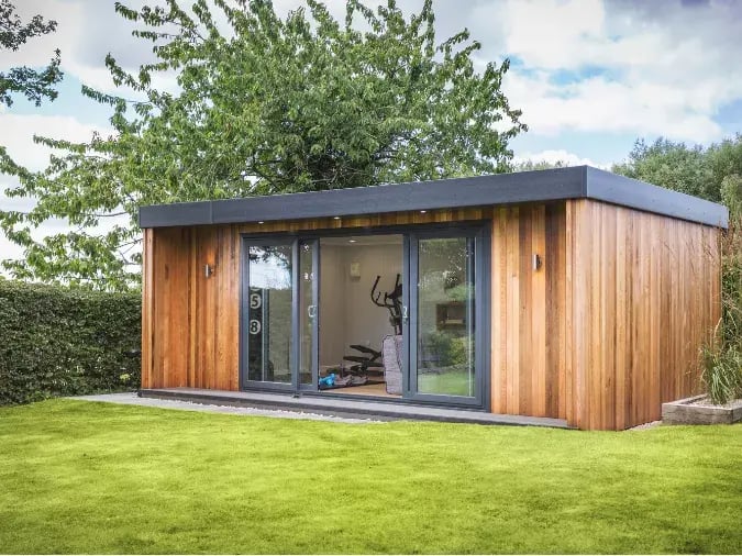cabilarge garden gym room