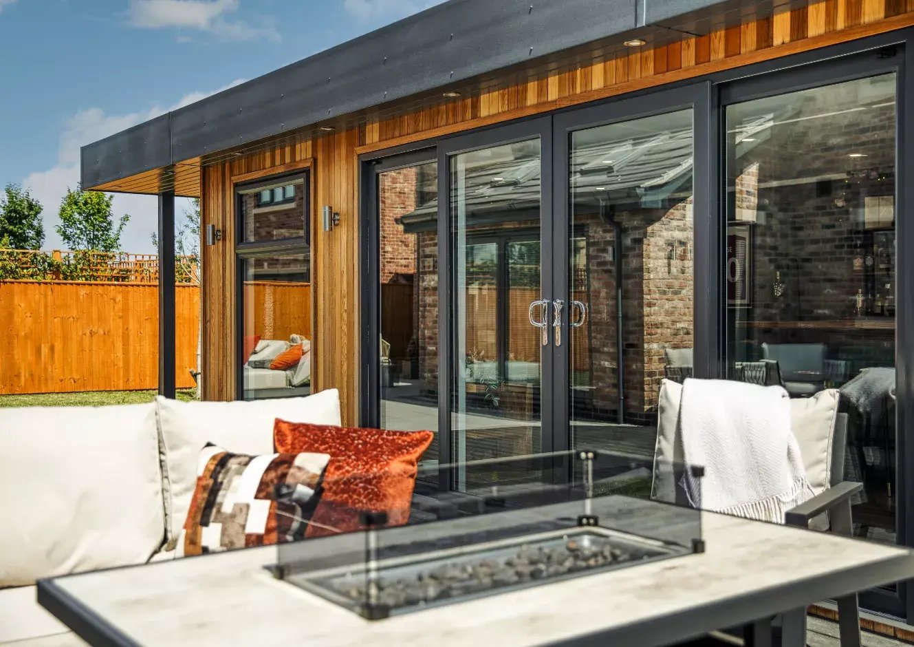 garden annexe building