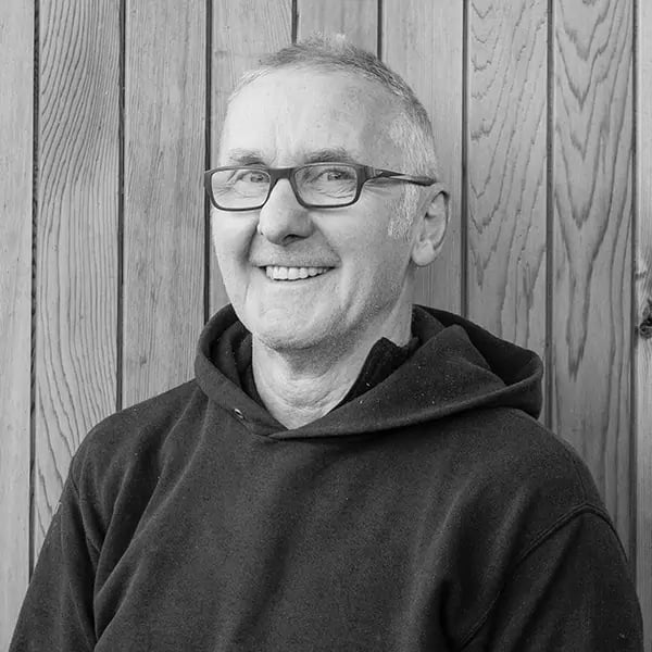 pete-electrician-bw-661d096d9a390