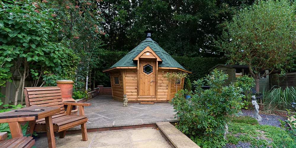 medium sized arctic cabin price