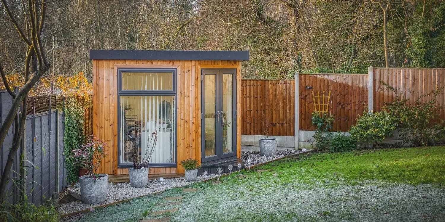 very small garden room