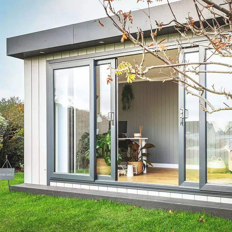 garden cabin for cinema