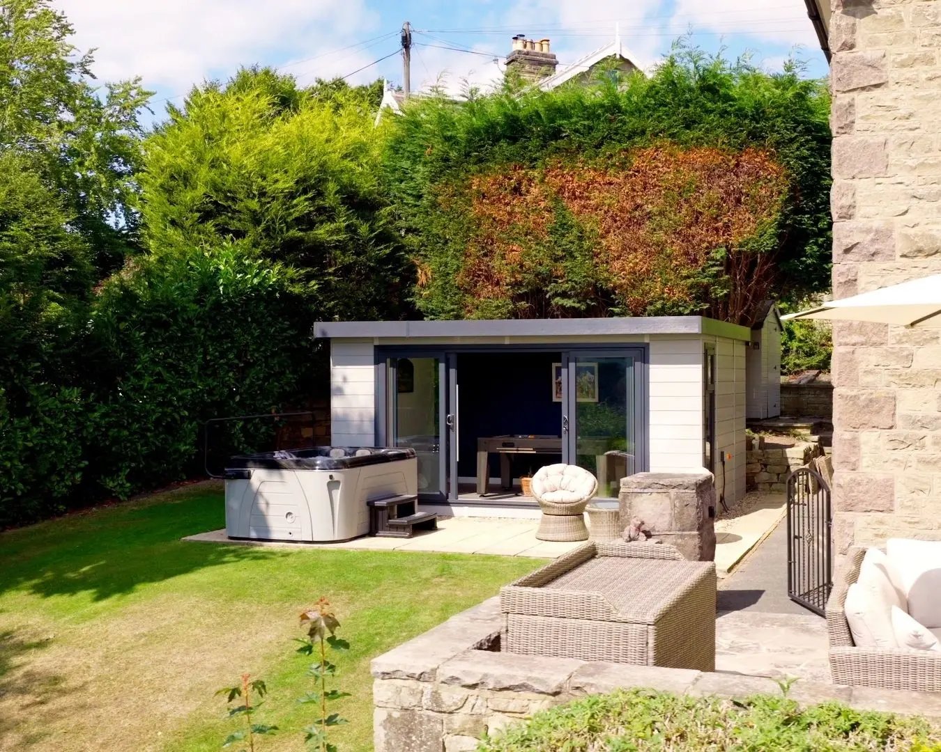 garden room shot on sunny day