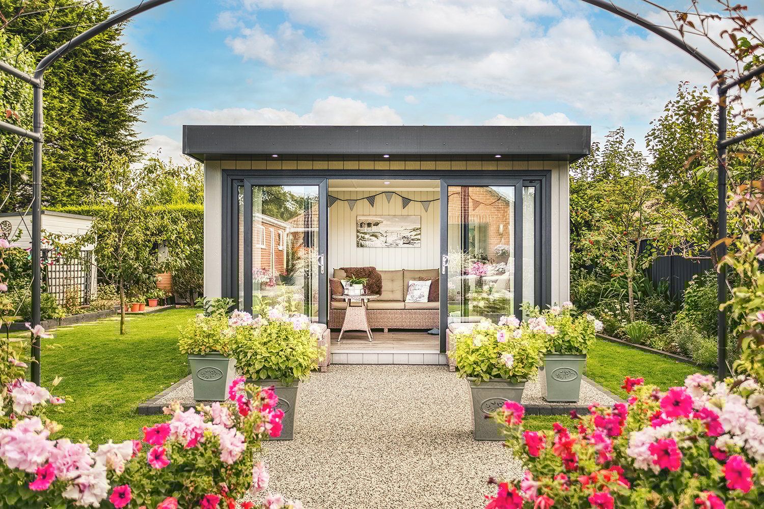 Summerhouse in zero maintenance cladding