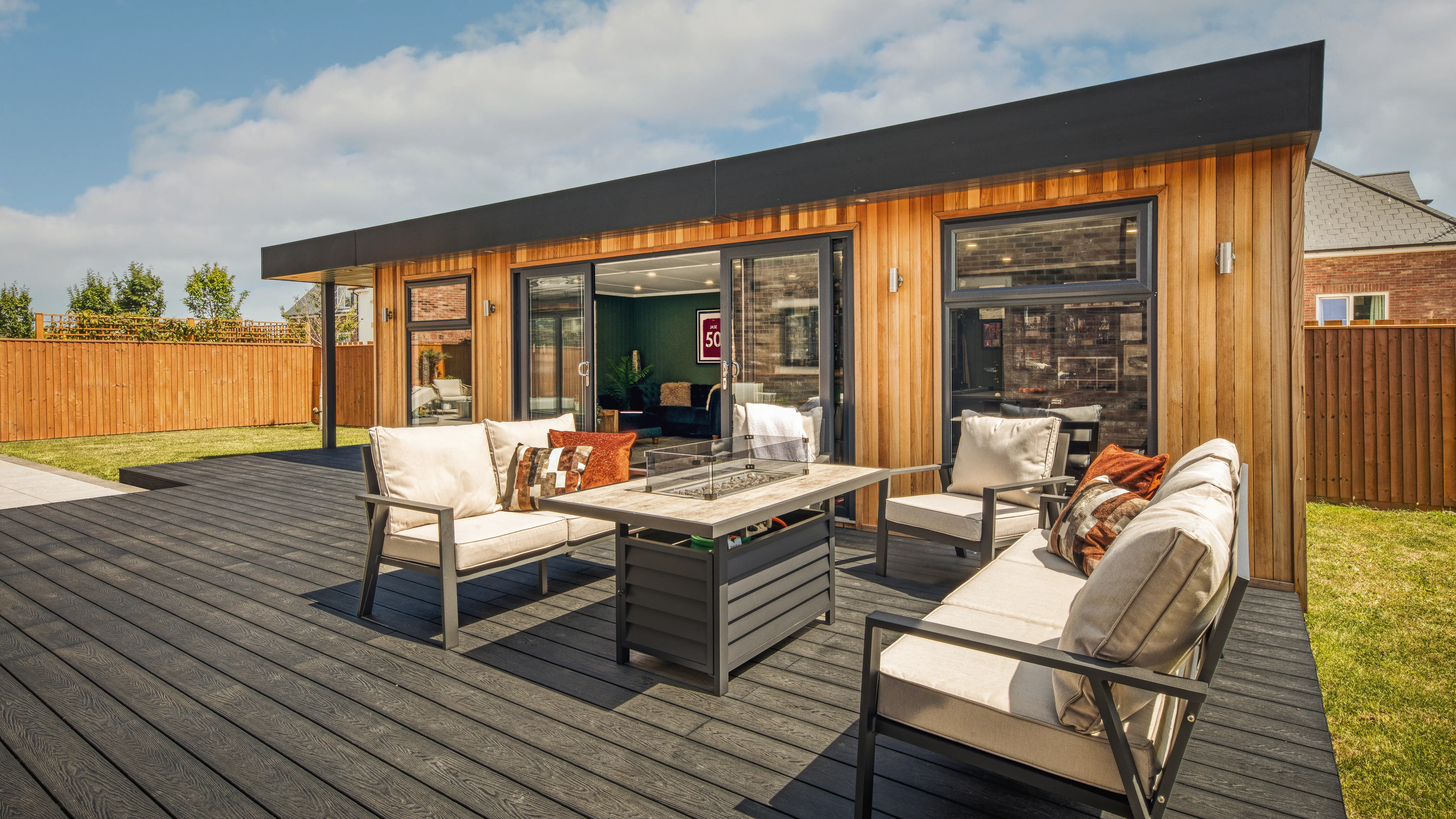 bespoke garden bar for hosting