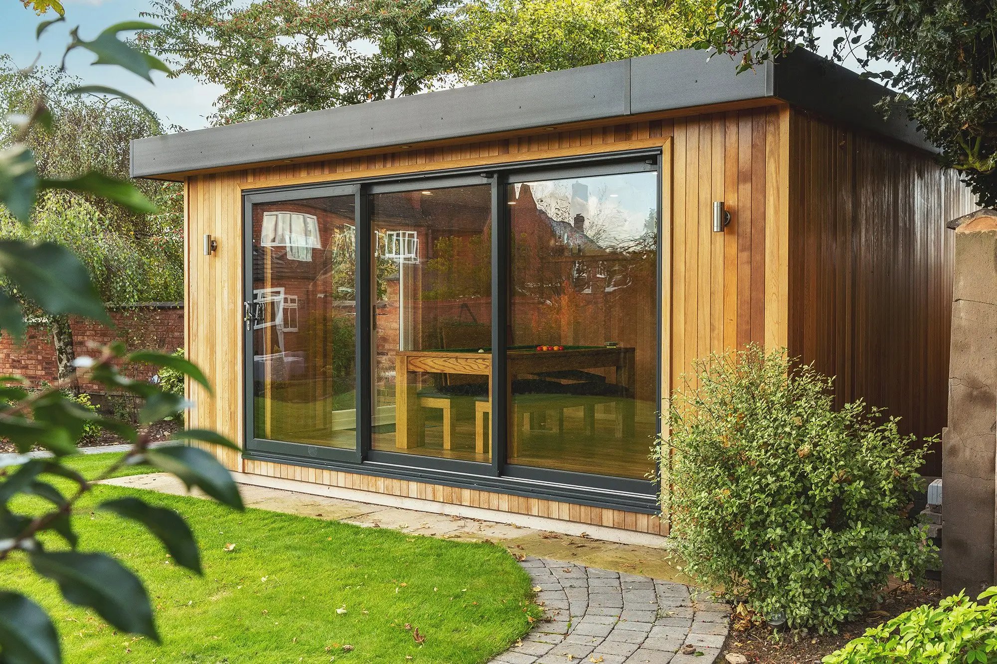 small insulated garden bar room