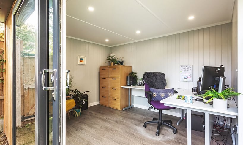 home office in garden 