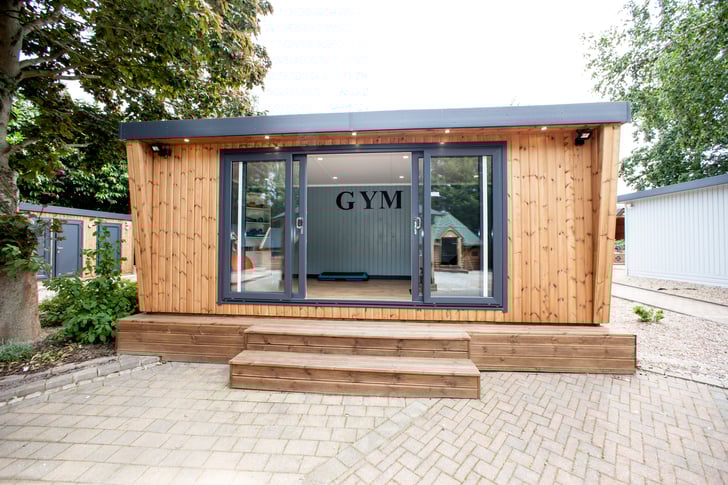 cabin master garden room home gym building
