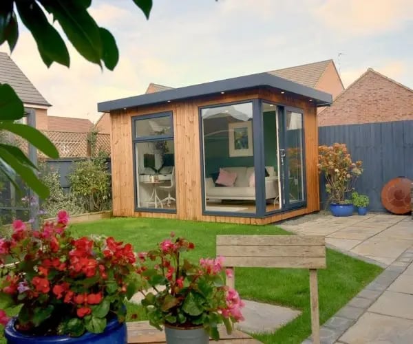 Matt's Office & Chill Out Space