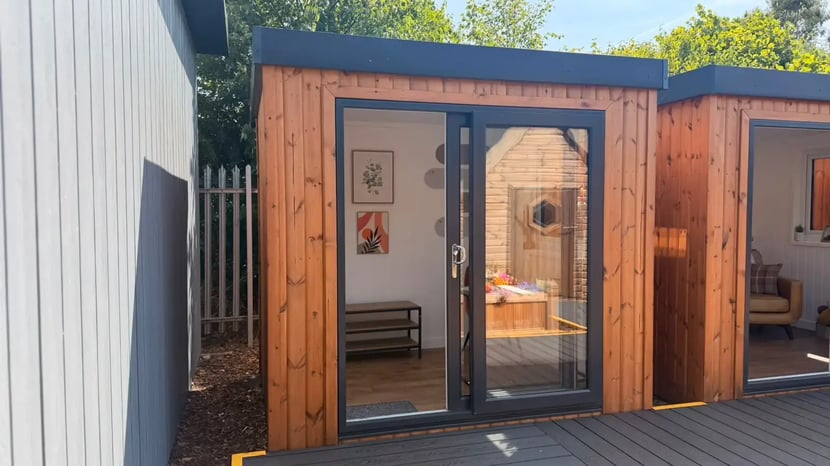 micro studio for small gardens