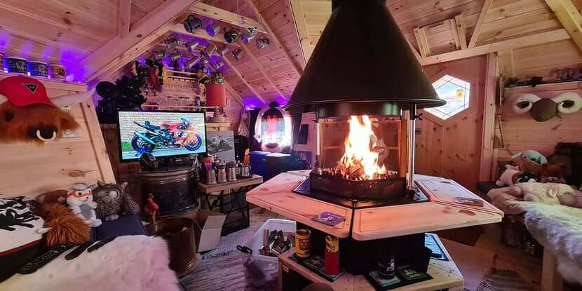arctic-cabins-owners-competition-2023-10m-bar-lora-alan-cartwright-01-feature