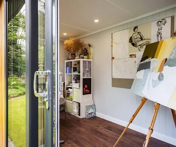 outdoor art room 