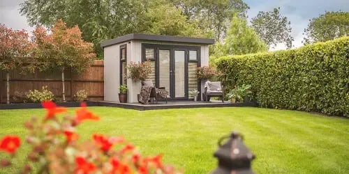 small garden room office